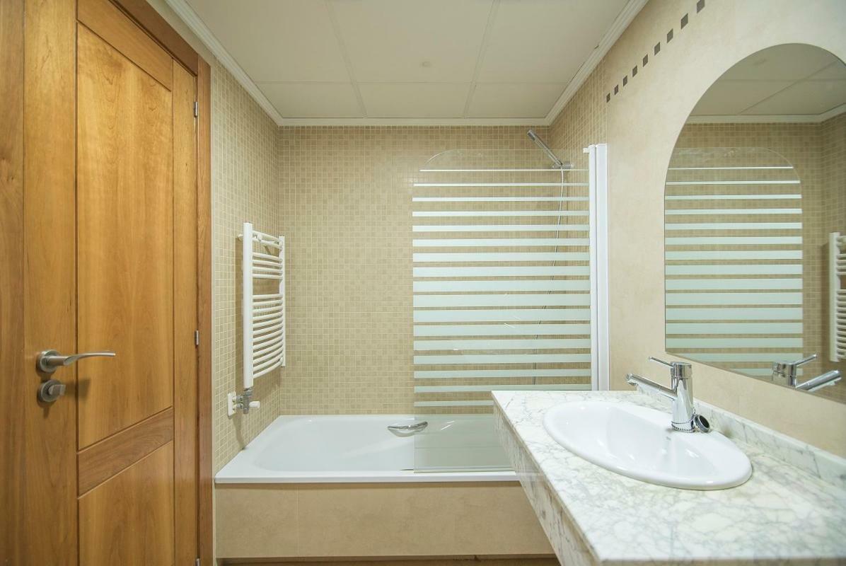 Enjoygranada Emir 3F - Pool, Gym & Free Parking Apartment Exterior photo